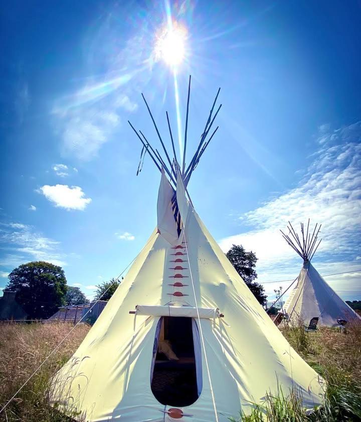 Terra-Tipike, Tipi A La Ferme Entre Terre Et Mer Trebry Экстерьер фото